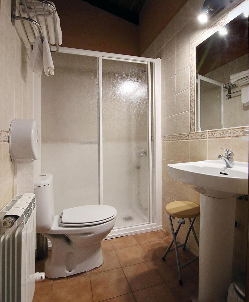 Apartamentos Turisticos Los Abuelos Montemayor de Pililla Kültér fotó